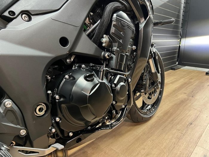 2026 Kawasaki 2026 KAWASAKI 1100CC ZR1100 Black
