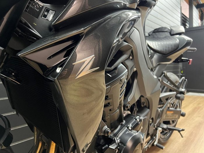 2026 Kawasaki 2026 KAWASAKI 1100CC ZR1100 Black