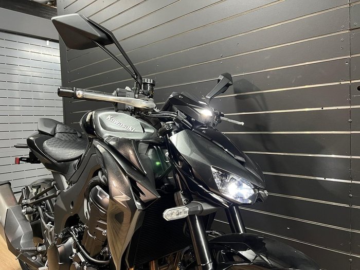 2026 Kawasaki 2026 KAWASAKI 1100CC ZR1100 Black
