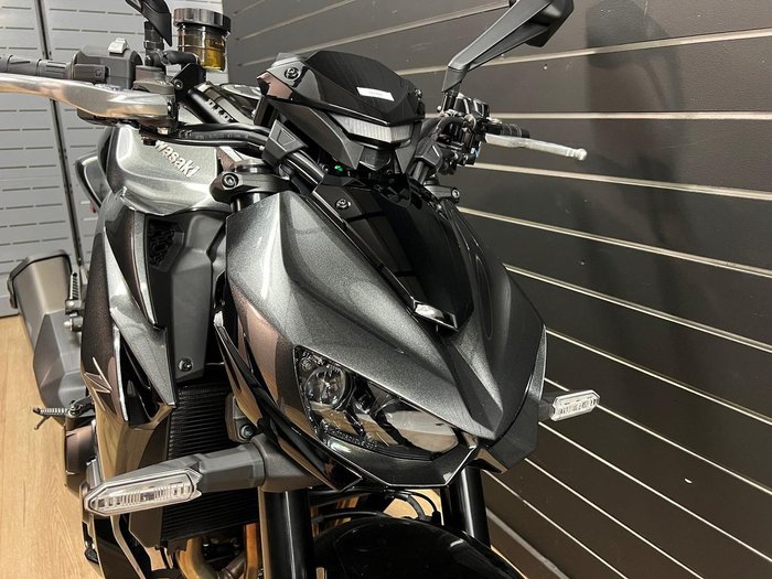 2026 Kawasaki 2026 KAWASAKI 1100CC ZR1100 Black