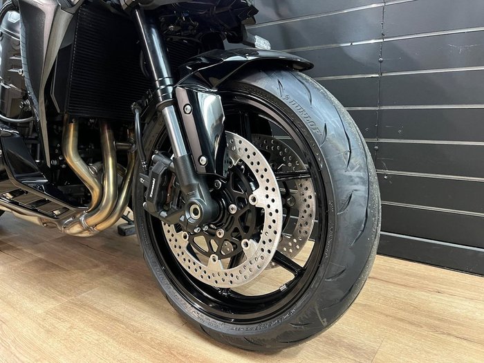 2026 Kawasaki 2026 KAWASAKI 1100CC ZR1100 Black