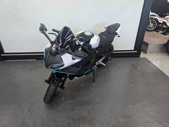 2024 CFMOTO 450 SR ABS NEBULA BLACK