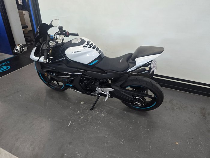 2024 CFMOTO 450 SR ABS NEBULA BLACK