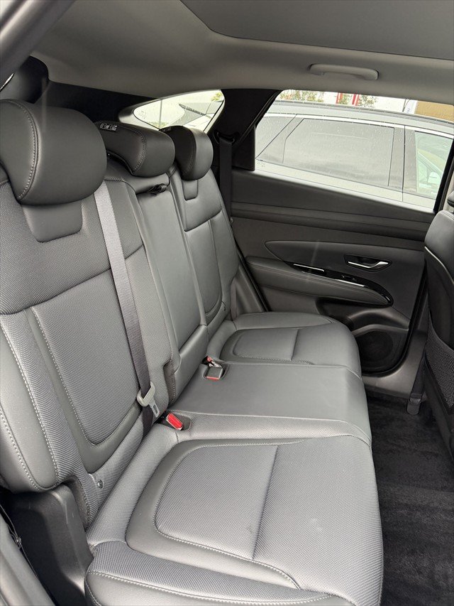 2026 Hyundai Tucson Hybrid Premium