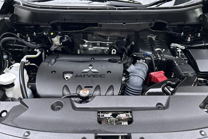 2024 Mitsubishi ASX LS