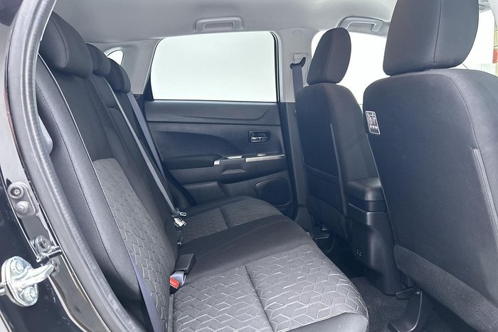 2024 Mitsubishi ASX LS