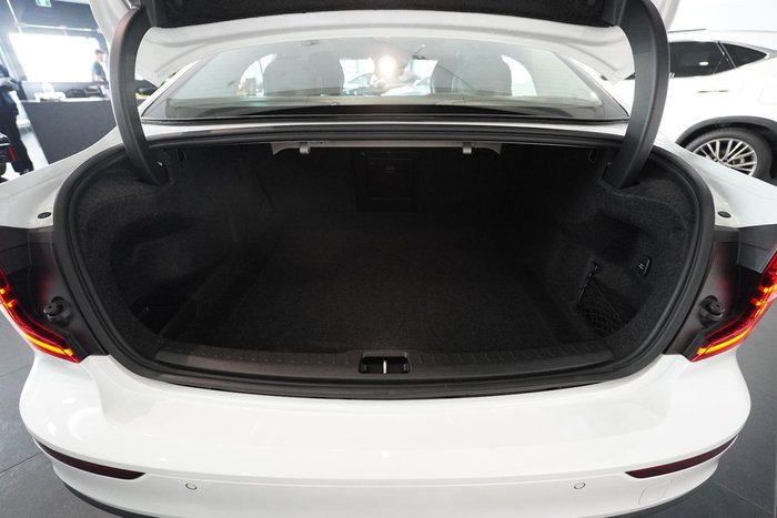 2022 Volvo S60 B5 Inscription