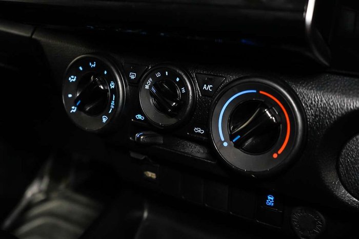 2023 Toyota Hilux Workmate