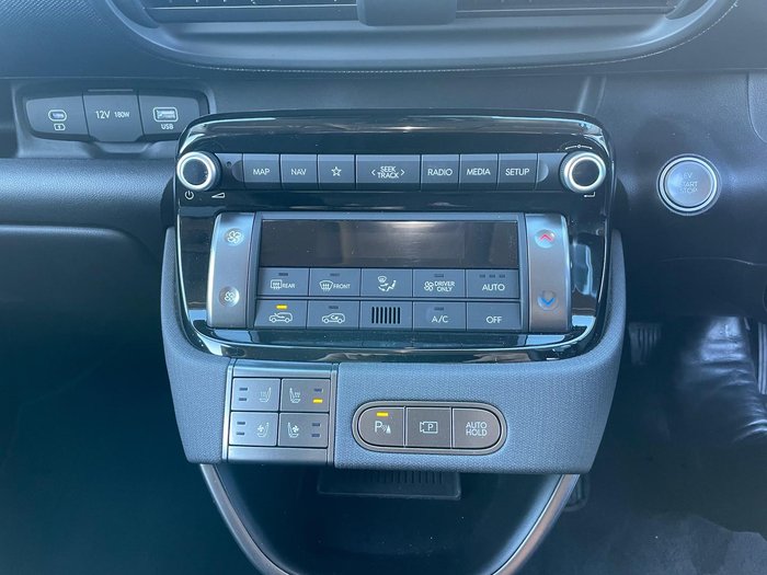 2025 Hyundai INSTER Cross