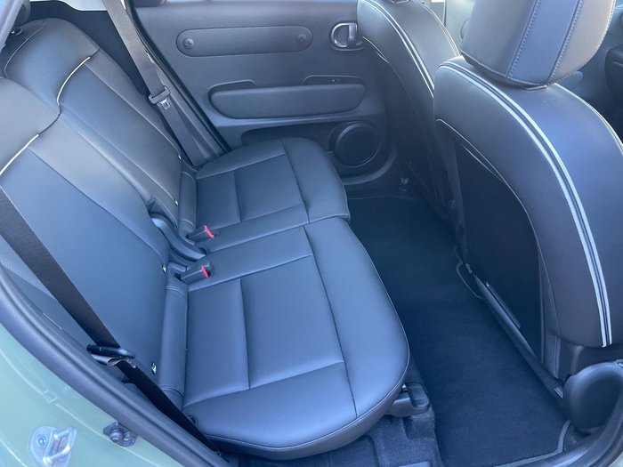 2025 Hyundai INSTER Cross