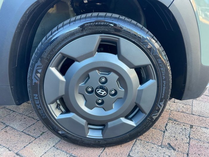 2025 Hyundai INSTER Cross
