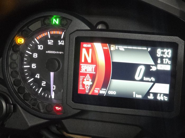 2026 Kawasaki VERSYS 1100 S Green
