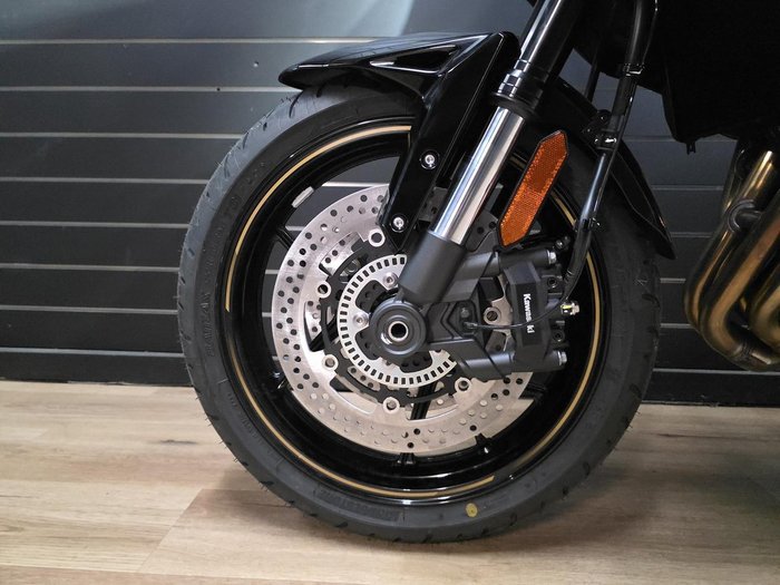 2026 Kawasaki VERSYS 1100 S Green