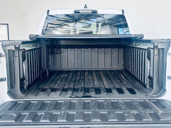 2022 RAM 1500 Limited RamBox DT MY22 4X4 Dual Range Bright White