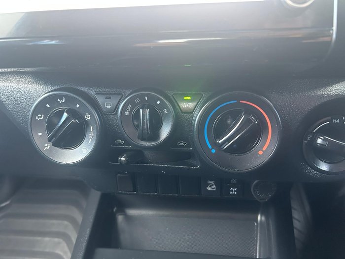 2020 Toyota Hilux SR GUN126R 4X4 Dual Range Glacier White