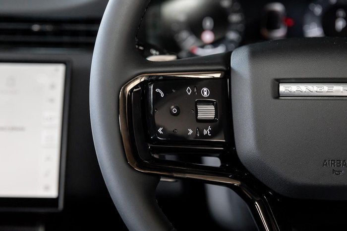 2026 Land Rover Range Rover Evoque P250 Dynamic SE