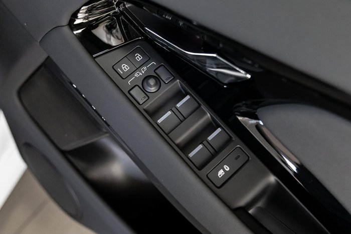 2026 Land Rover Range Rover Evoque P250 Dynamic SE