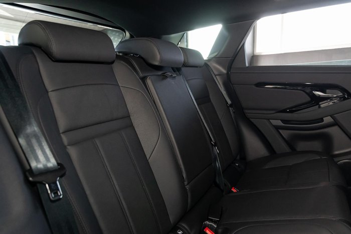 2026 Land Rover Range Rover Evoque P250 Dynamic SE