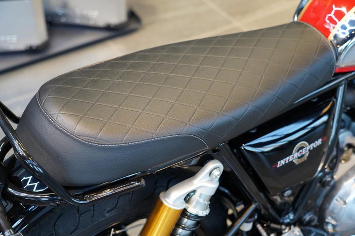 2026 Royal Enfield Interceptor 650 Chrome