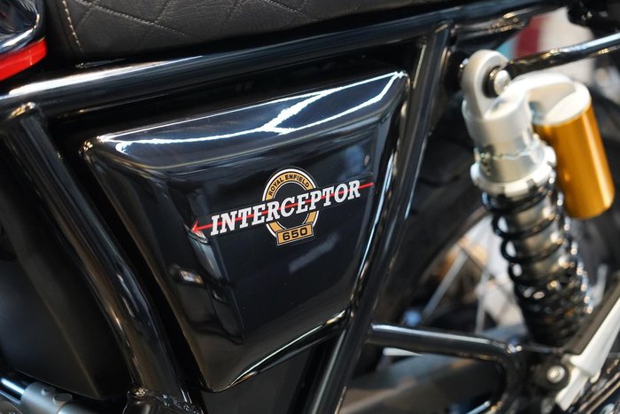 2026 Royal Enfield Interceptor 650 Chrome