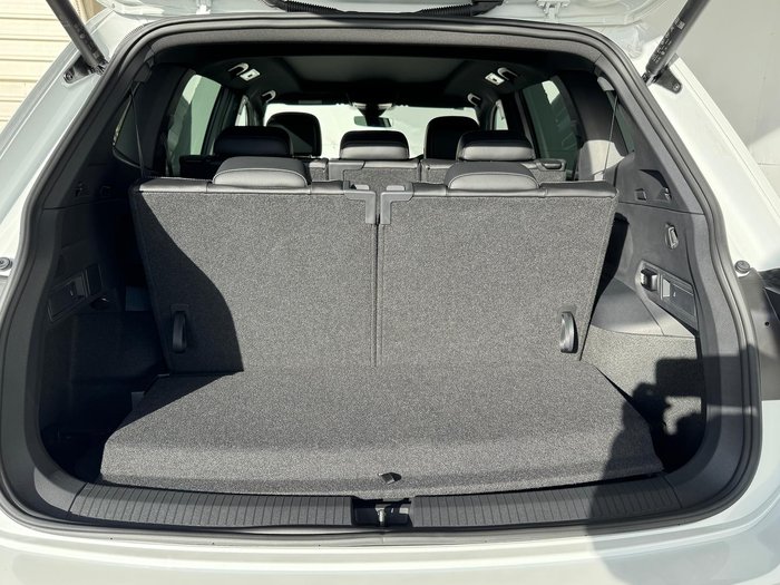 2024 Volkswagen Tiguan Wolfsburg Edition Allspace