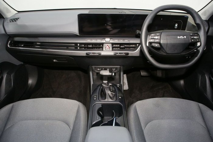 2025 Kia K4 S