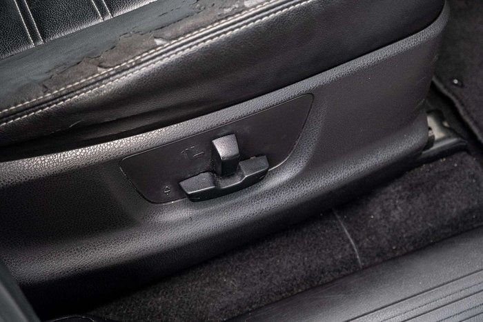 2020 Isuzu MU-X LS-T