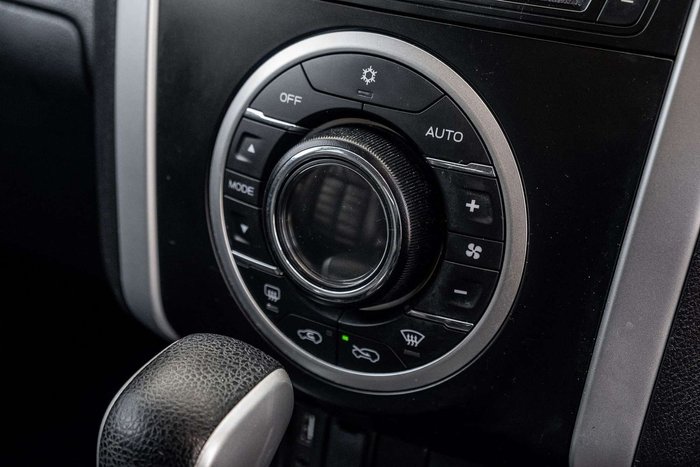 2020 Isuzu MU-X LS-T