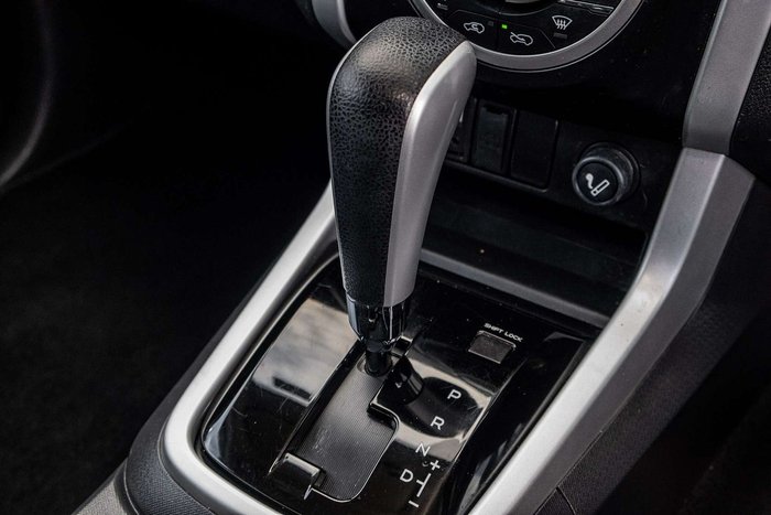 2020 Isuzu MU-X LS-T