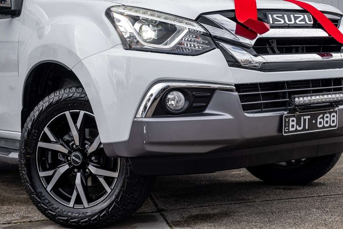 2020 Isuzu MU-X LS-T