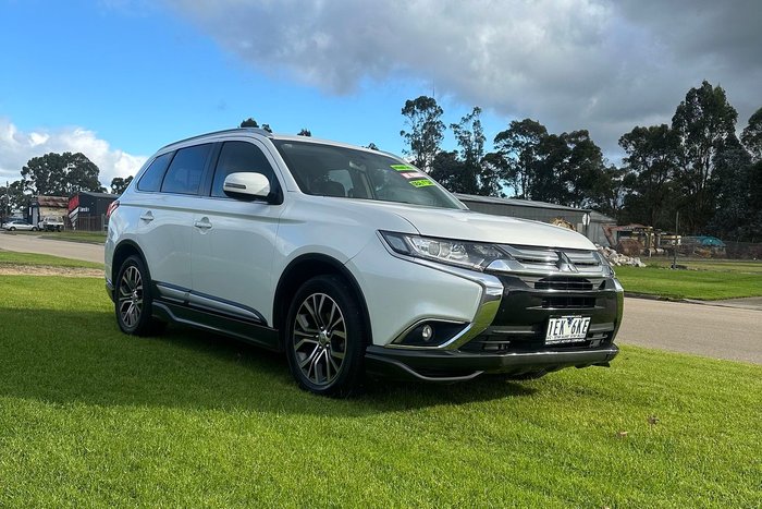 2015 Mitsubishi Outlander LS