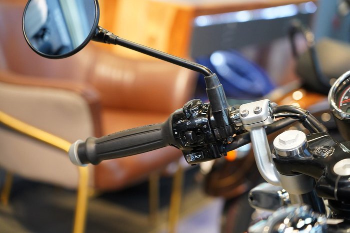 2025 Royal Enfield Continental GT 650 Chrome