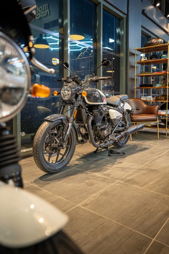 2026 Royal Enfield Himalayan 450 Mana Black Edition