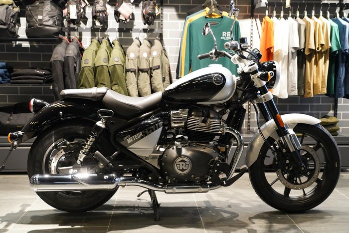 2025 Royal Enfield Super Meteor 650