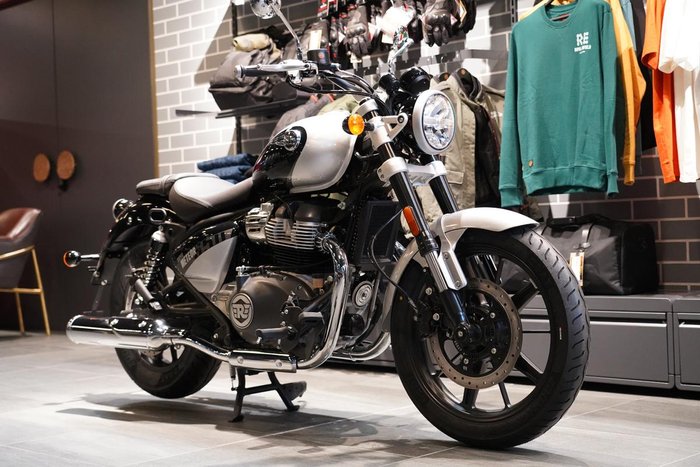 2025 Royal Enfield Super Meteor 650