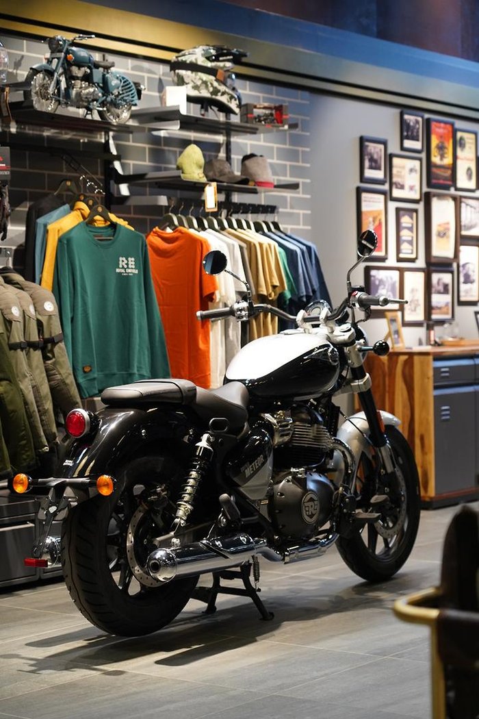 2025 Royal Enfield Super Meteor 650