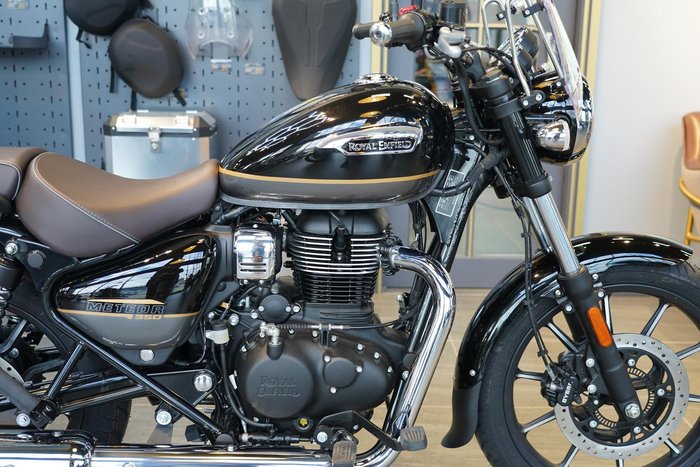 2026 Royal Enfield Meteor 350 Supernova