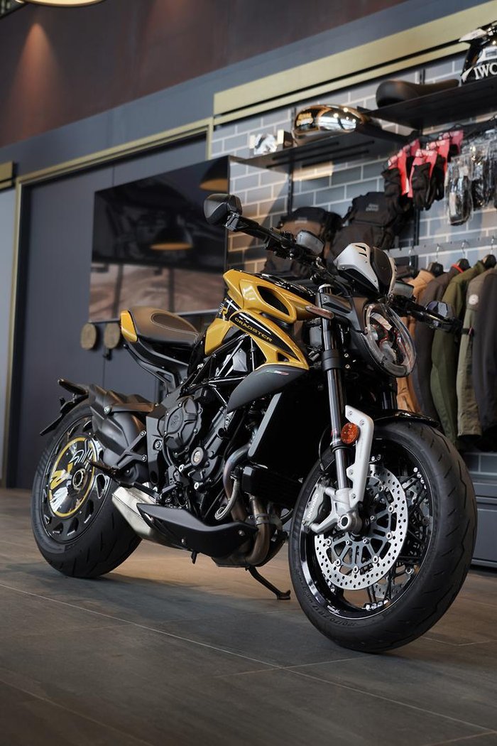 2024 MV Agusta Dragster 800 RR SCS