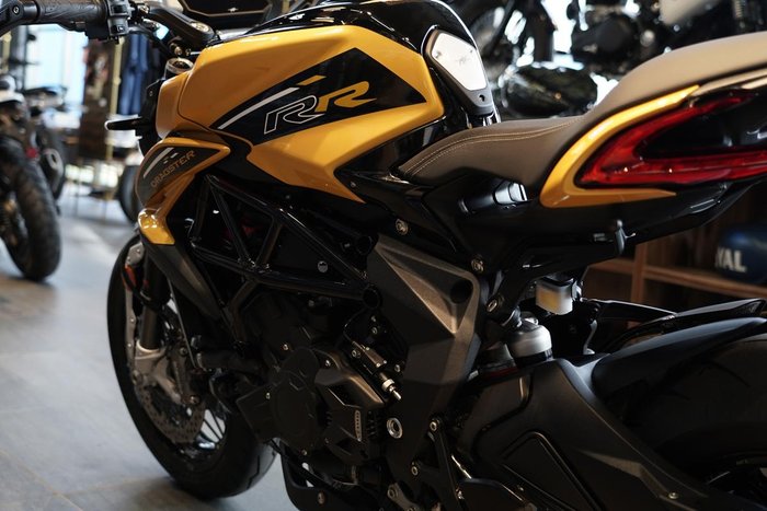 2024 MV Agusta Dragster 800 RR SCS