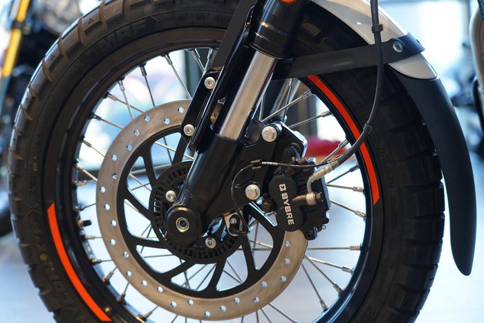 2025 Royal Enfield Bear 650