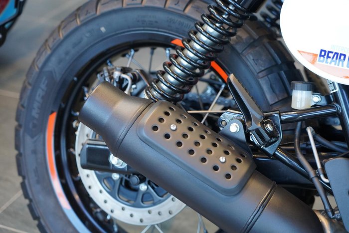 2025 Royal Enfield Bear 650