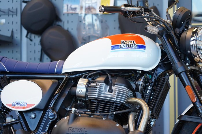 2025 Royal Enfield Bear 650