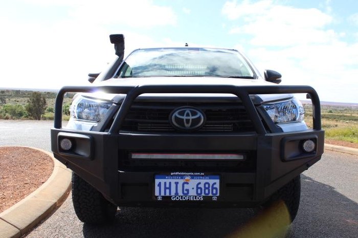 2021 Toyota Hilux SR