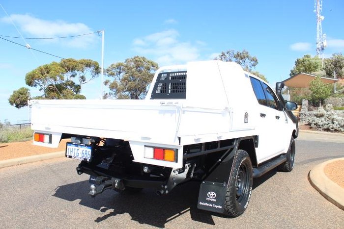 2021 Toyota Hilux SR