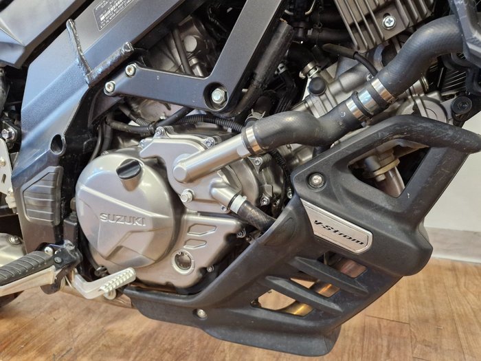 2020 Suzuki V-STROM 650XT (DL650XA) Black
