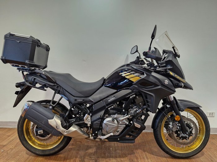 2020 Suzuki V-STROM 650XT (DL650XA) Black