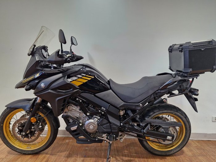 2020 Suzuki V-STROM 650XT (DL650XA) Black