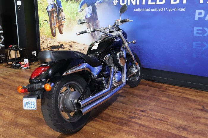 2010 Suzuki VZ800 (BOULEVARD M50) Black