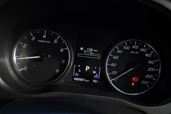 2020 Mitsubishi Outlander LS