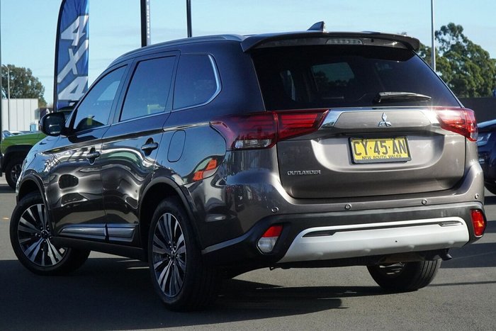 2020 Mitsubishi Outlander LS